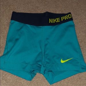 NIKE Pro Spandex